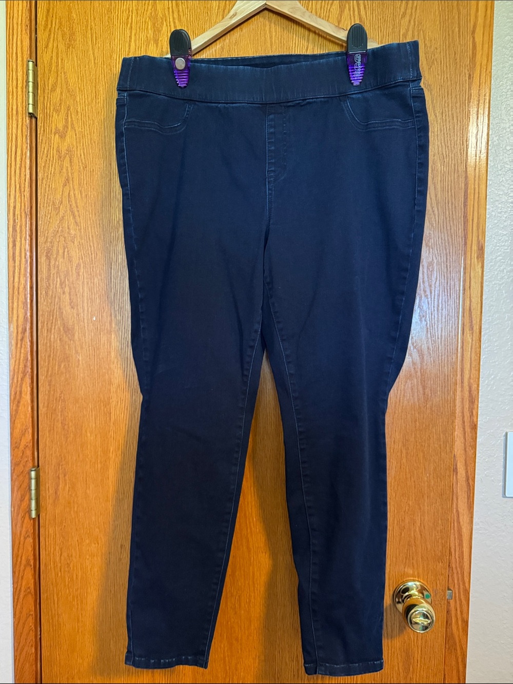 Lane Bryant Navy Pull-On Jeggings